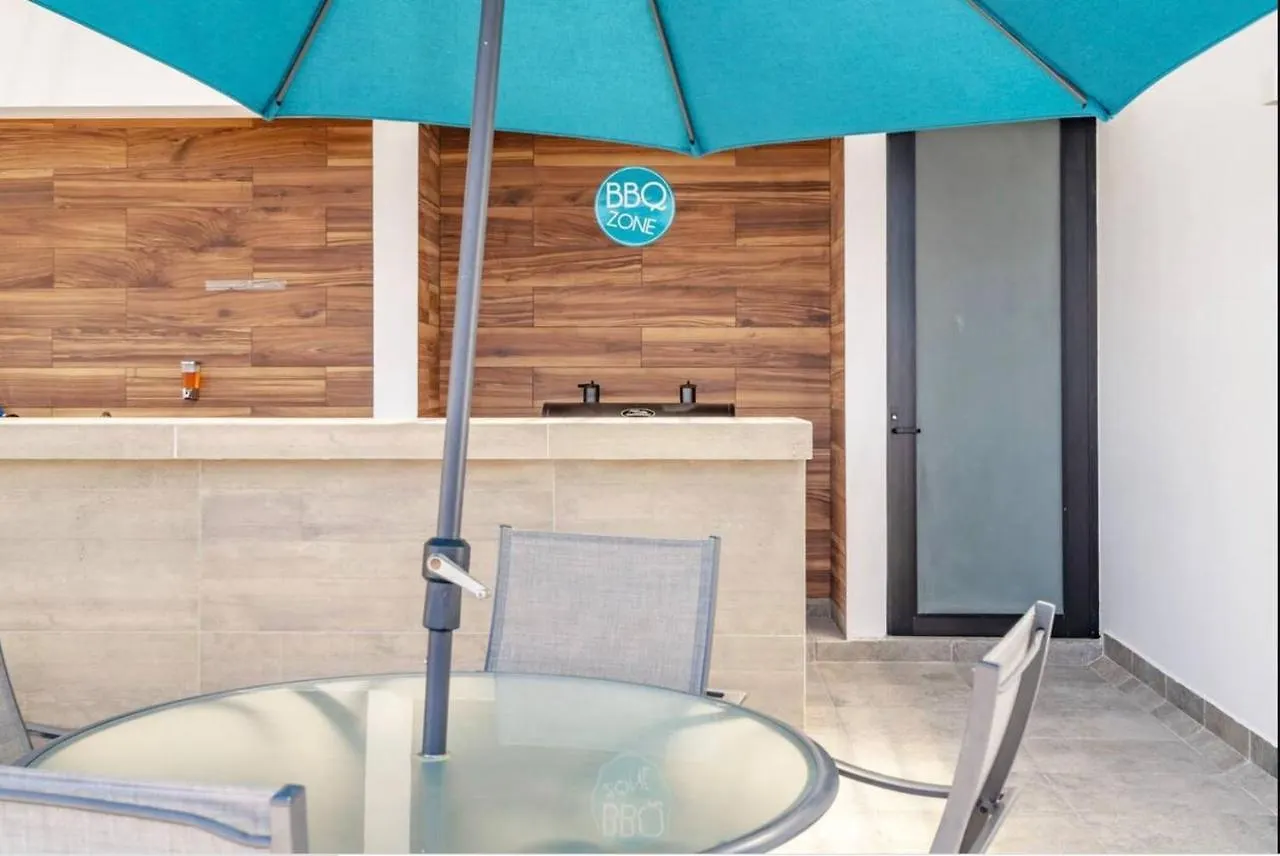Daire Tolok Condo At Icono Playa Playa del Carmen